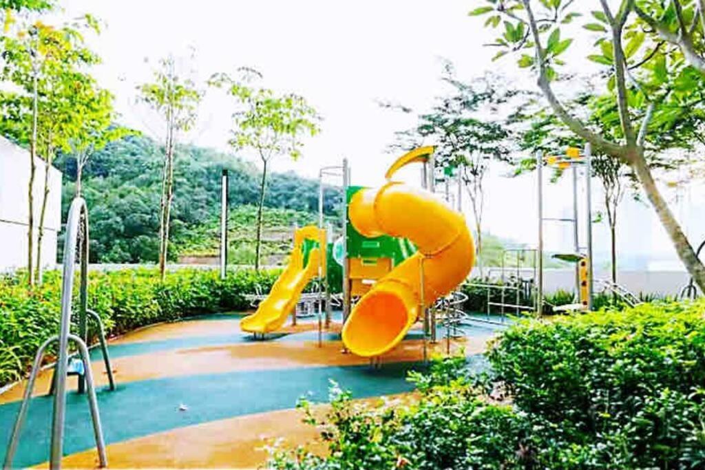 Legoland Jb Aghome Medini 3Room8Pax Bukit Indah Nusajaya  Exterior foto